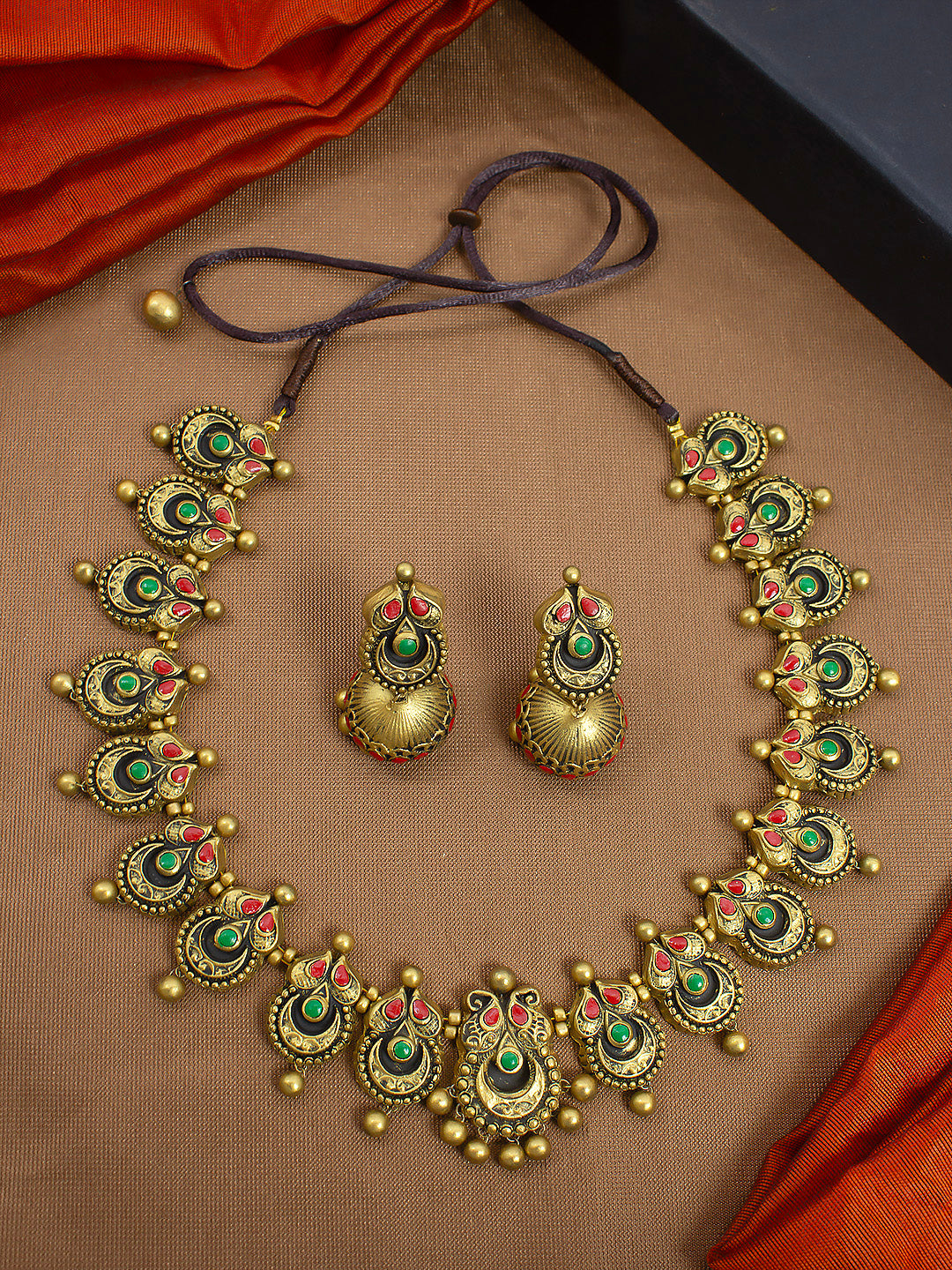 Half Moon Leaf Design Antique Gold Red Green Handmade Terracotta Necklace Set
