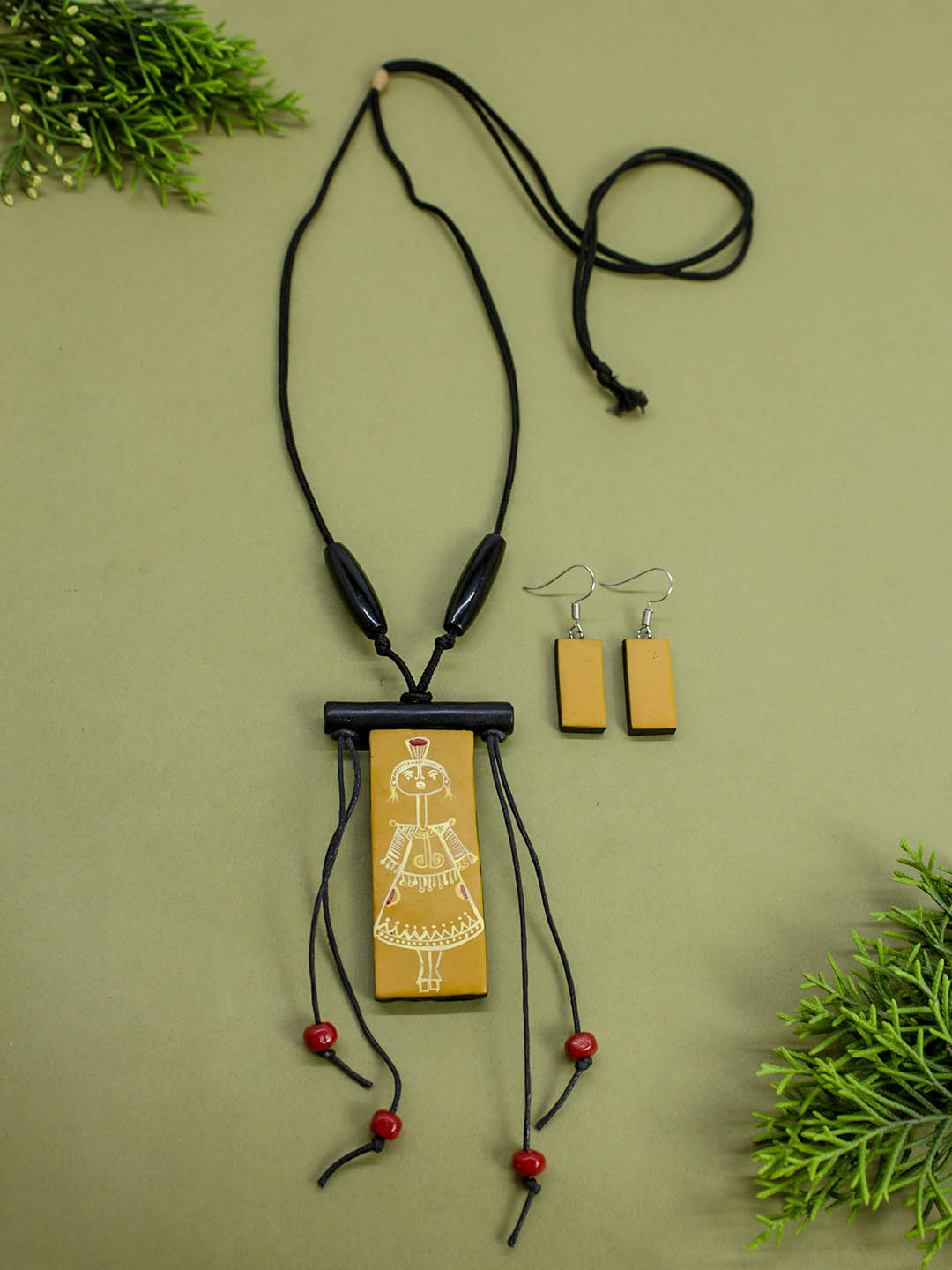 Orange White Red Rectangular Shape Folk Art Warli Art Painting Handmade Terracotta Necklace Set