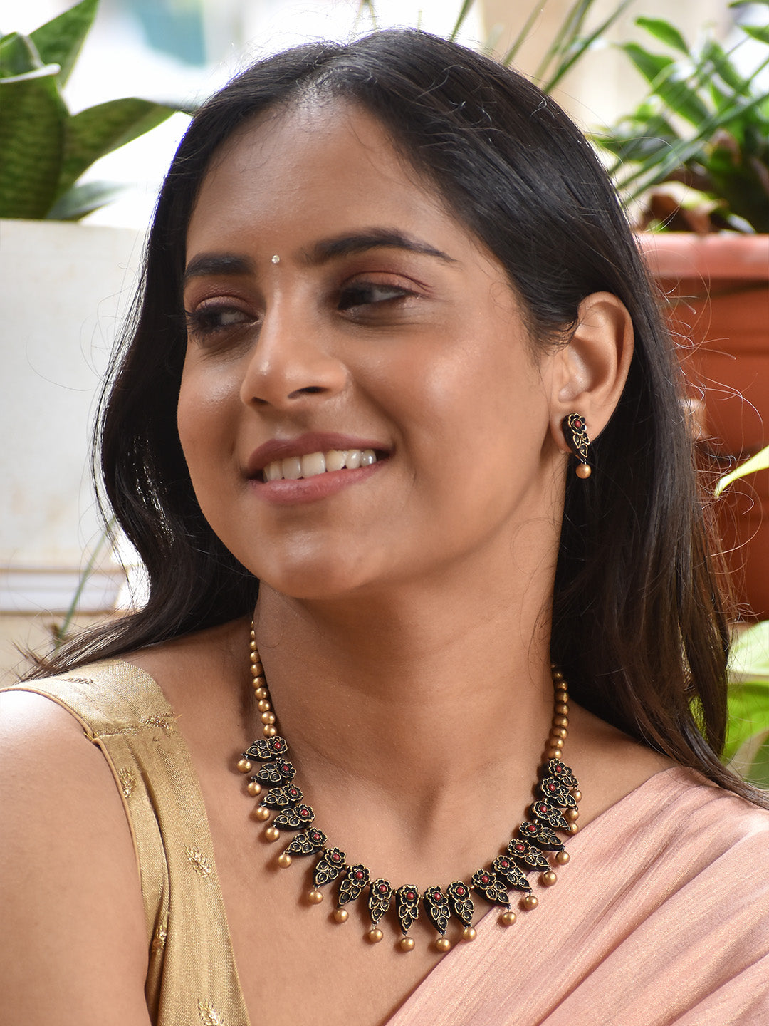 Antique Gold Black Red Leaf Design Handmade Terracotta Necklace Set