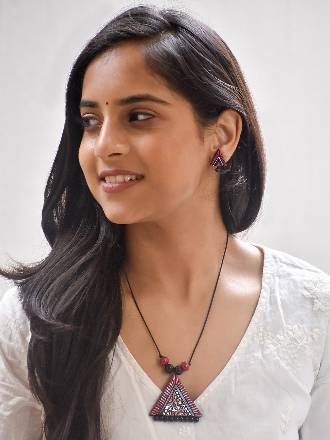Handcrafted Terracotta Tribal Triangle Necklace Set with Red, Black & White Design and Matching Stud Earrings
