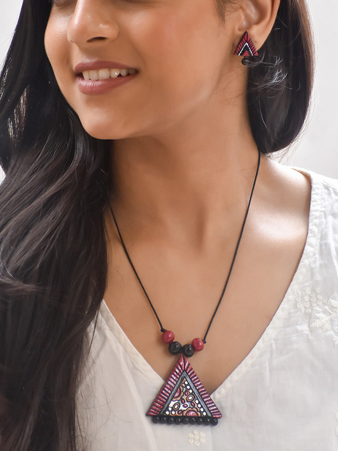 Handcrafted Terracotta Tribal Triangle Necklace Set with Red, Black & White Design and Matching Stud Earrings