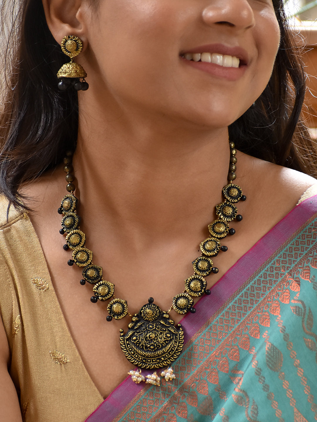 Handcrafted Temple Design Motif Terracotta Jewellery Set in Black & Antique Gold