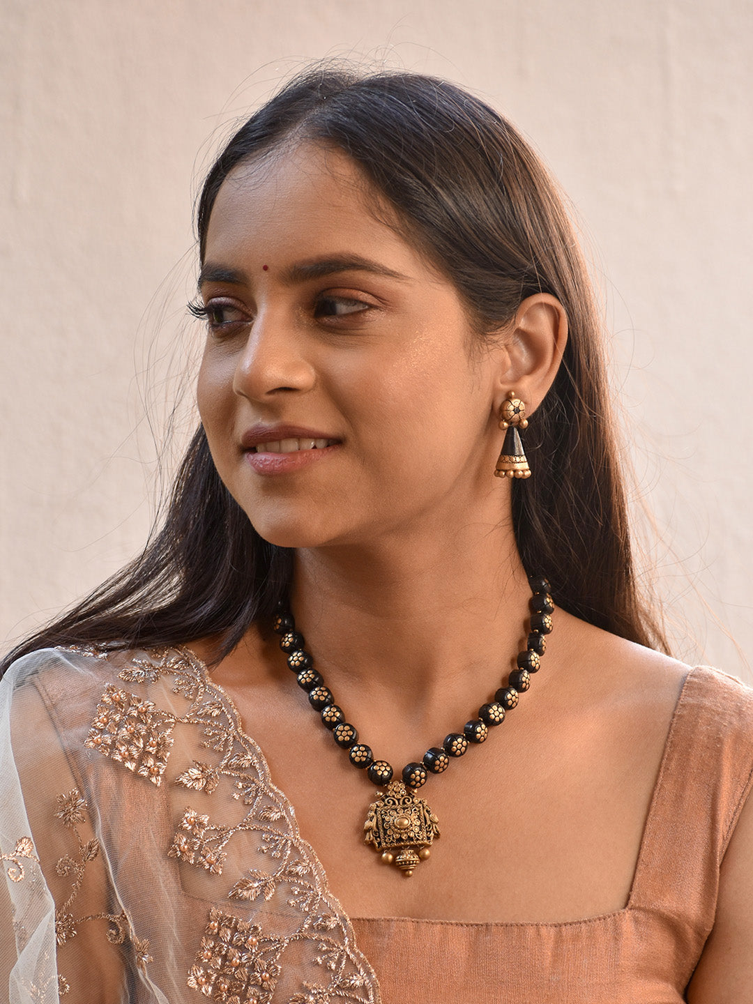 Beautifully Handmade Floral Terracotta Jewellery Set in Black & Antique Gold