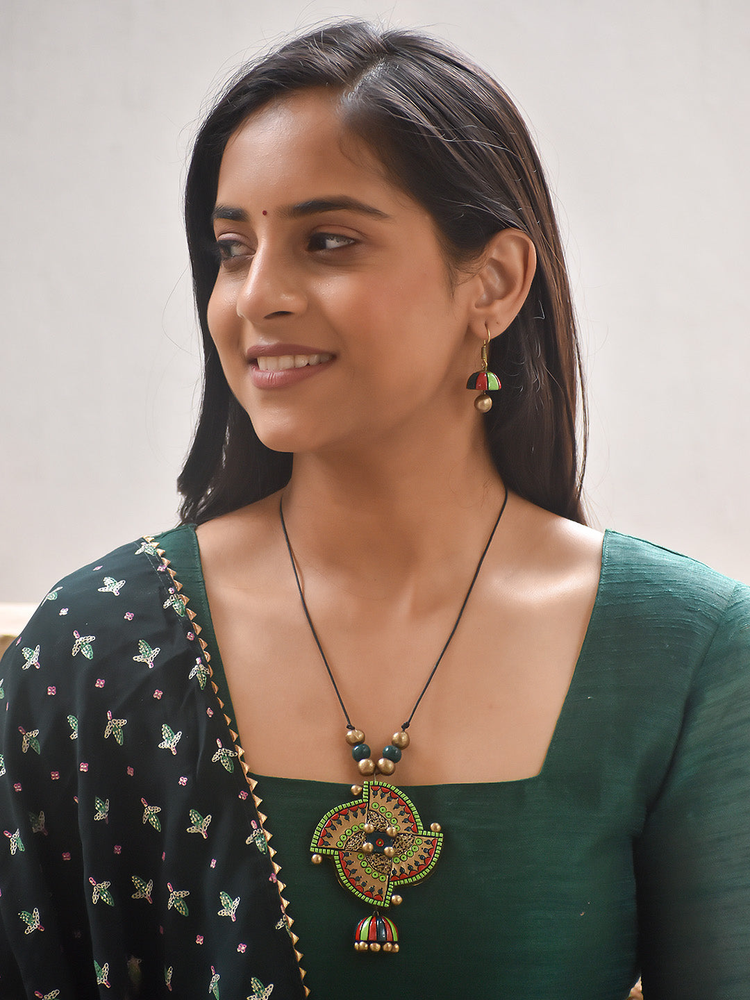 Handcrafted Terracotta Pinwheel Pendant Necklace Set with Colorful Details and Matching Hook Earrings