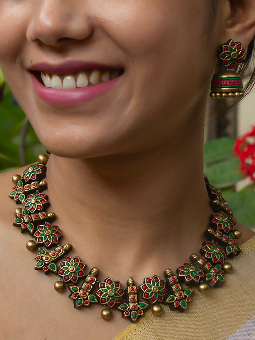 Vasanti — Floral Design Antique Gold Green and Red Handmade Terracotta Necklace Set