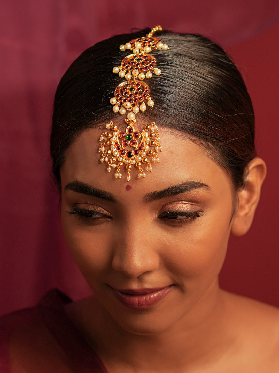 Gold Tone Temple Maangtikka