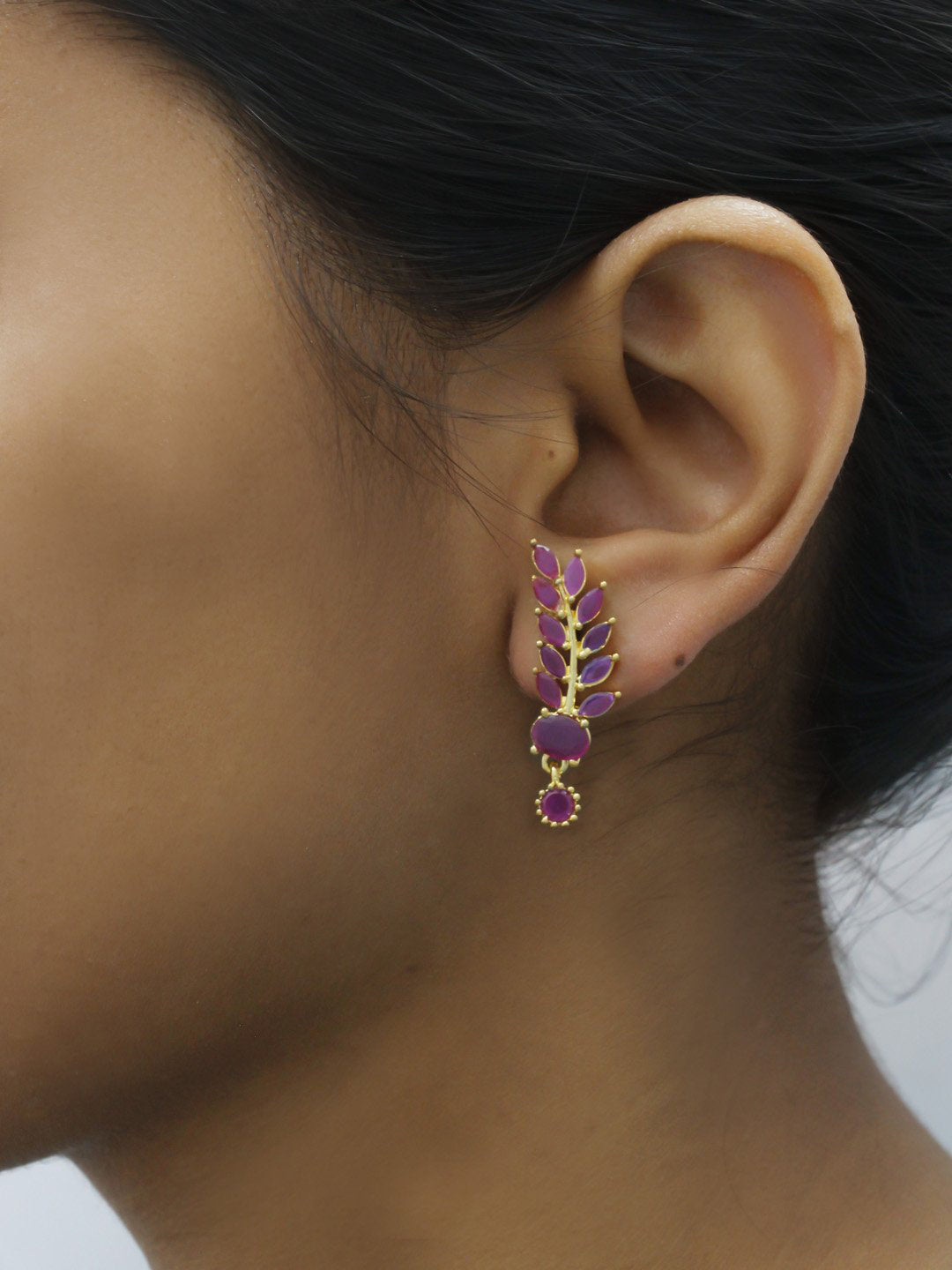 Avismaya Gold Plated Floral Design American Diamond Stone Drop Earring