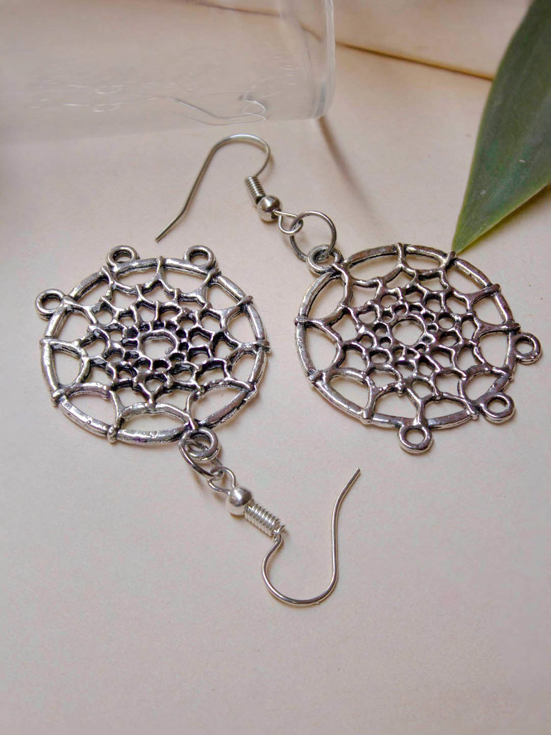 Silver Plated Floral Design Dangler Earring