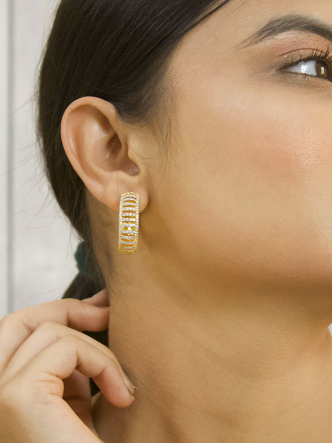 Avismaya Gold Plated Floral Design American Diamond Stone Hoop Earring