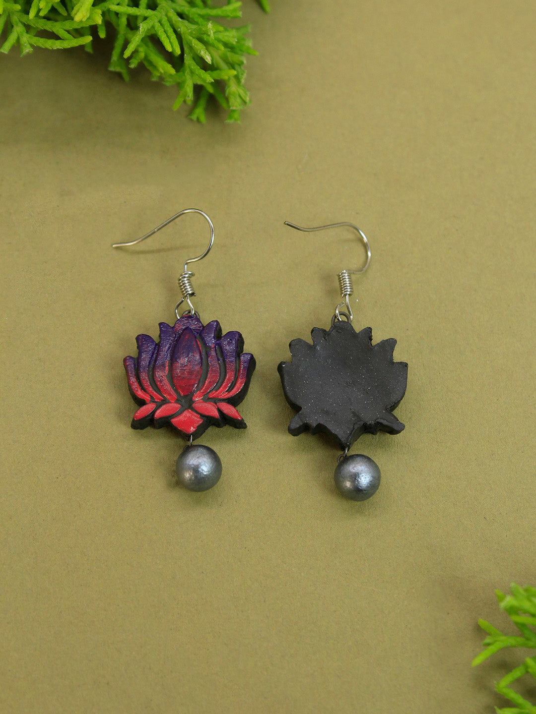 Purple Pink Silver Lotus Design Minimalistic Handmade Terracotta Necklace Set