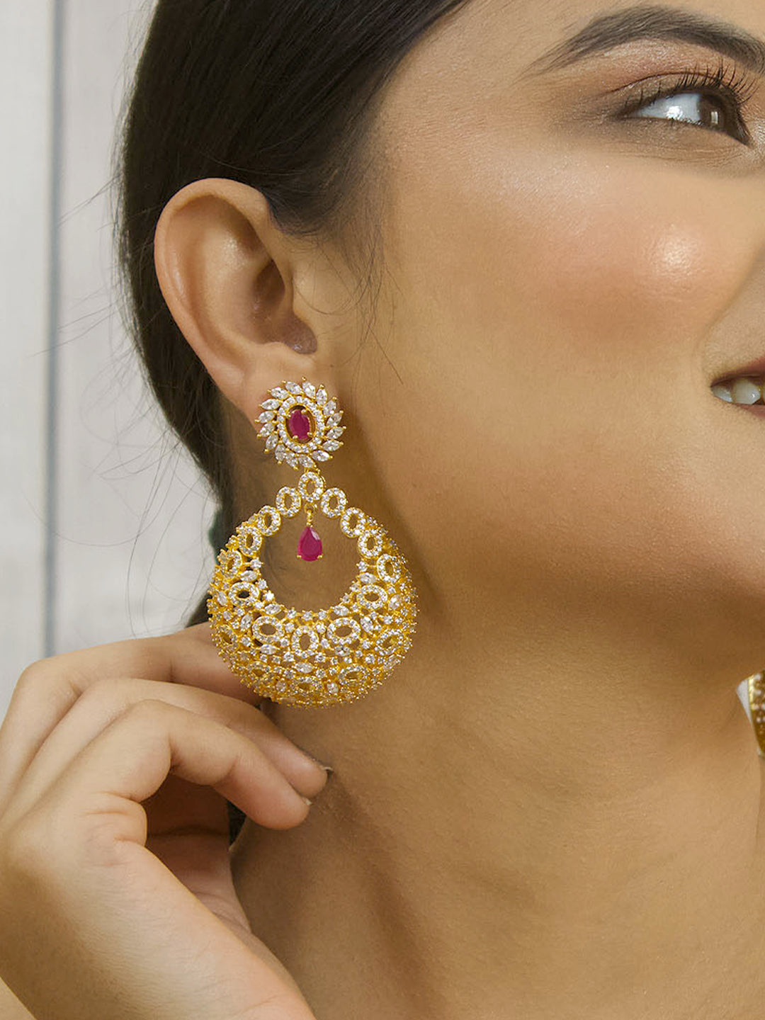 Avismaya Gold Plated Floral Design American Diamond Stone Dangler Earring