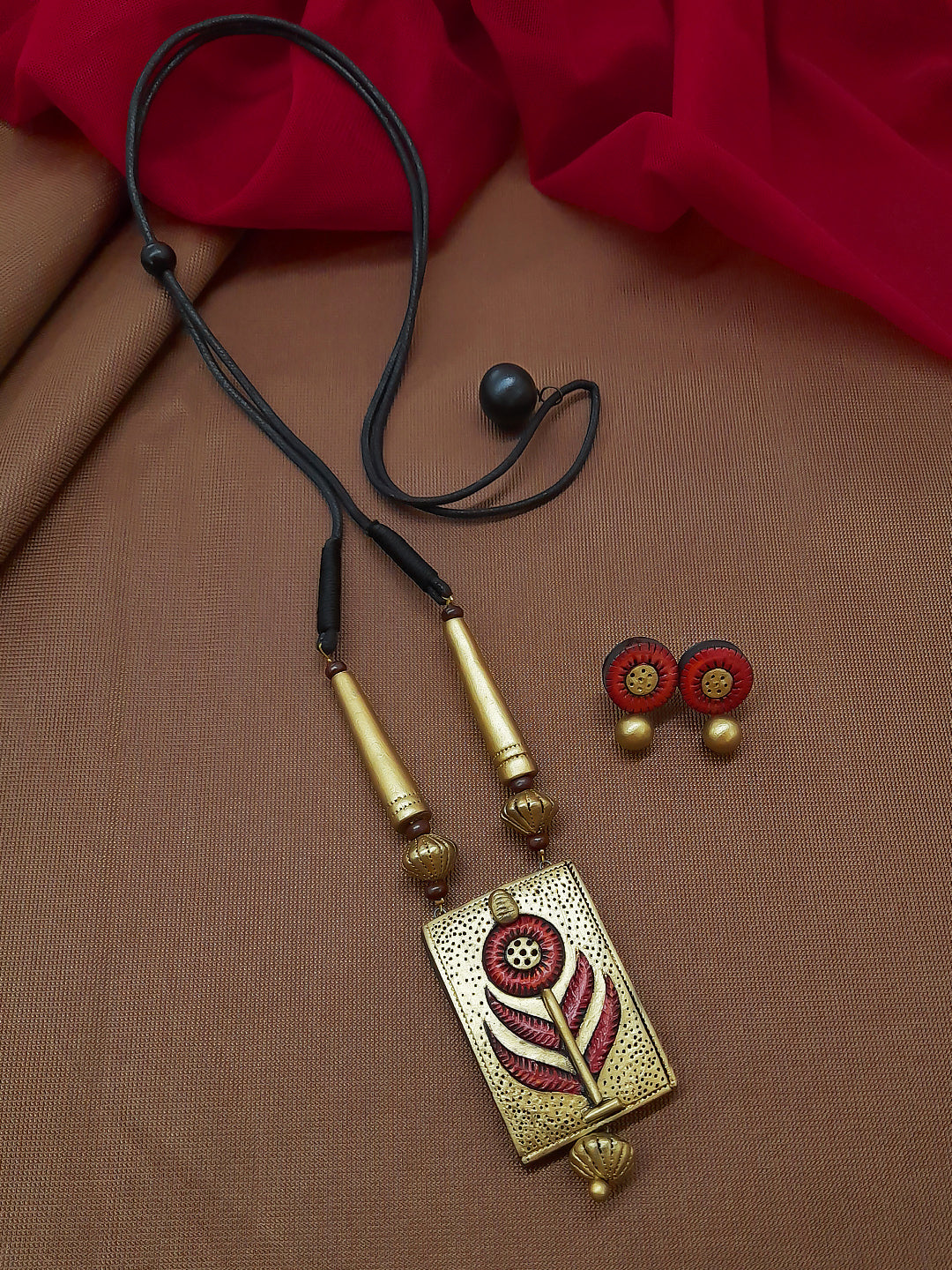 Vilasini — Flower Design Hand Painted Terracotta Jewellery Set