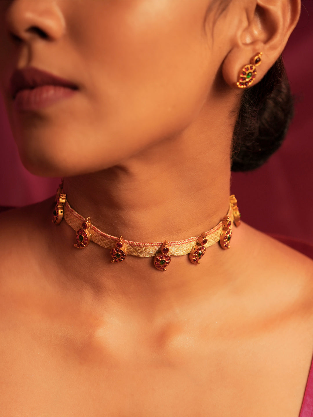 Zarola — Gold Tone White Zari Temple Choker Necklace Set