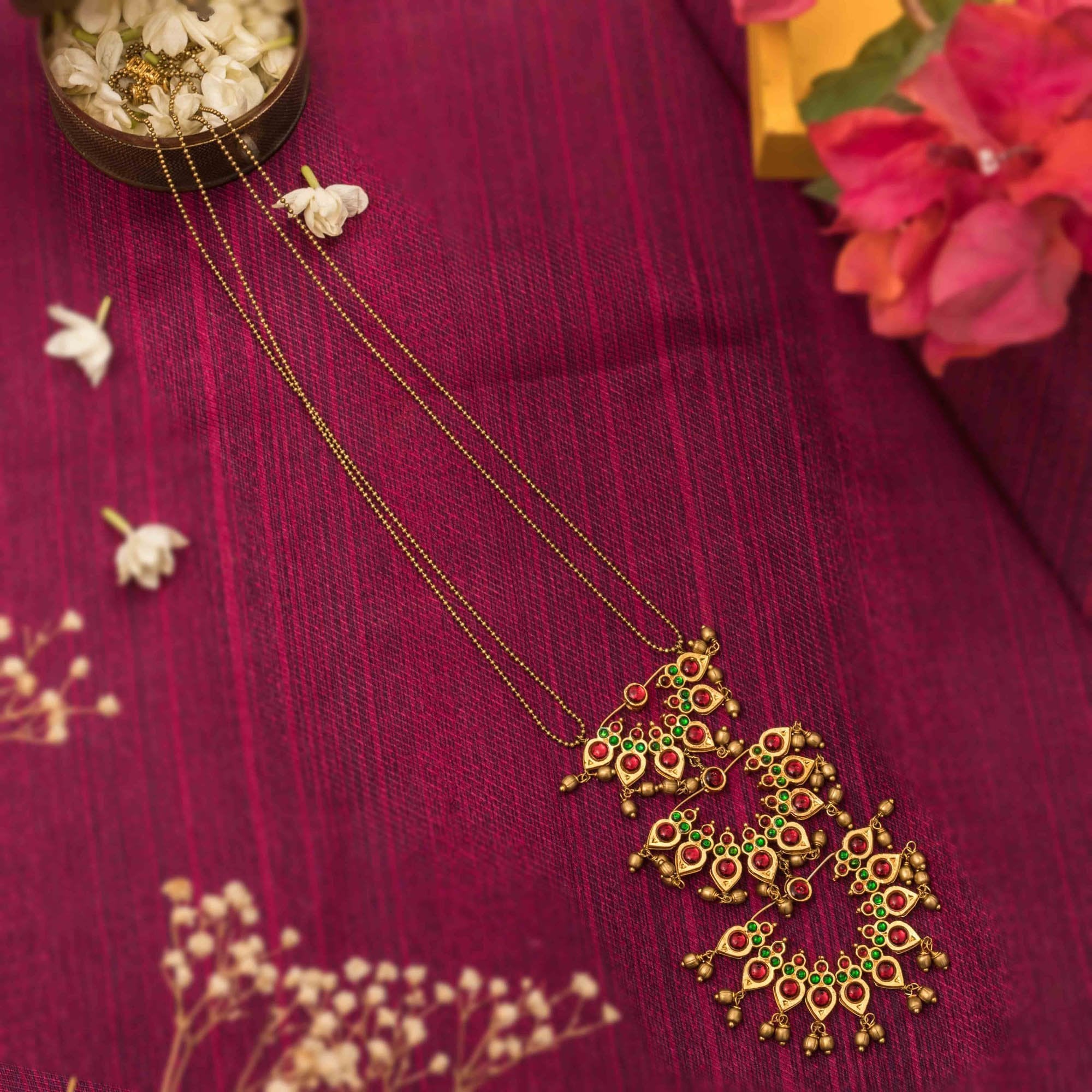 Designer Minimalist Layered Pendant Long Chain Necklace With Kemp Stones