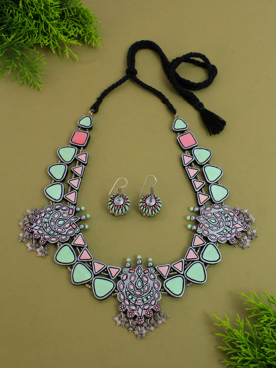 Pastel Shade Multicolour Silver Pastel Green Pink Geometric Design Handmade Teracotta Handmade Terracotta Necklace Set