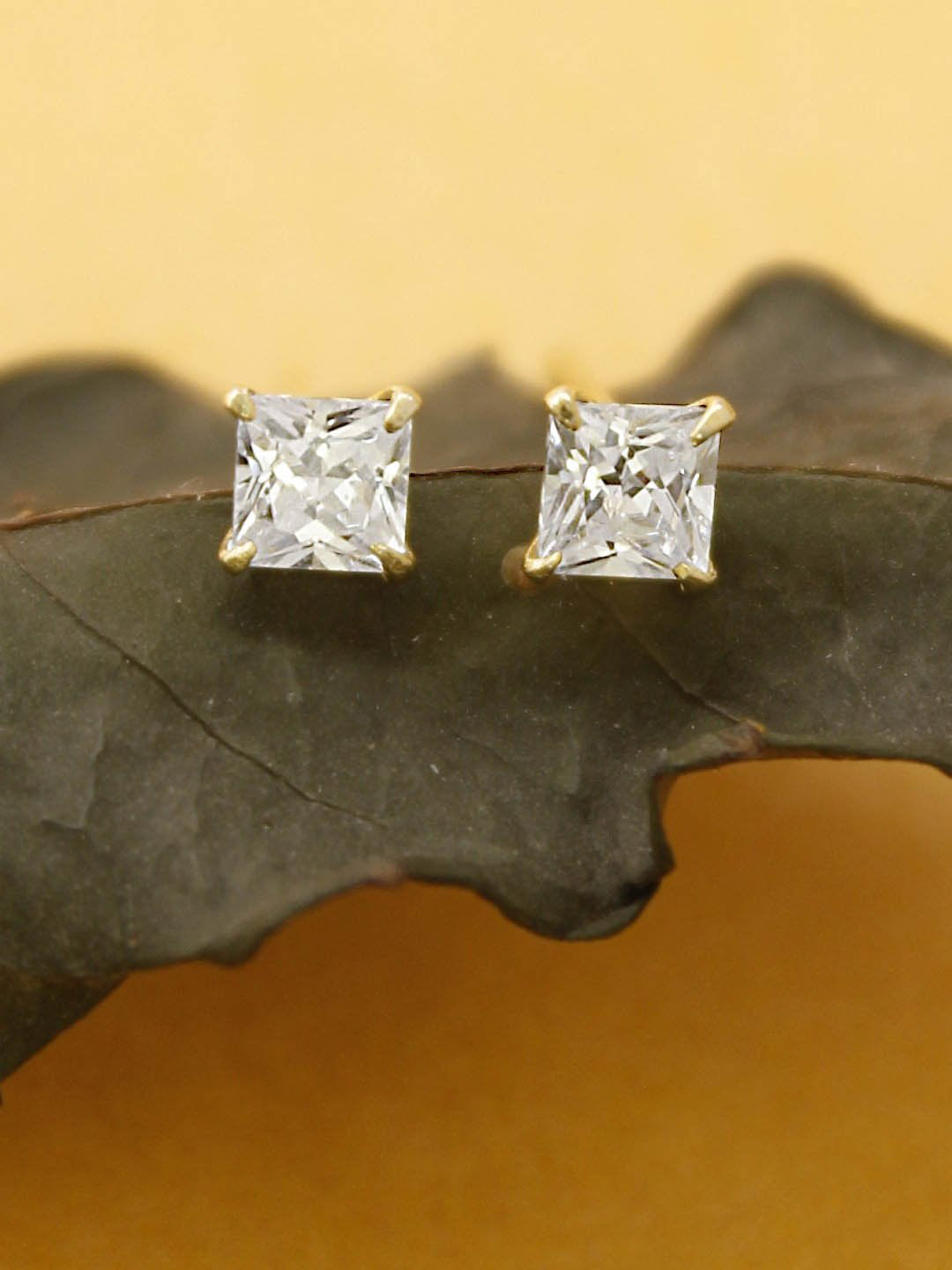 Avismaya Gold Tone With American Diamond Stone Stud Earring