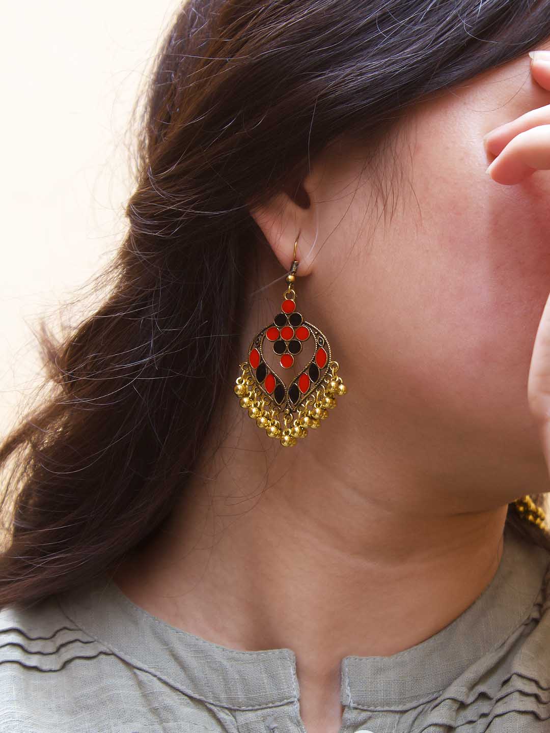 Floral Design Red and Black Dangler Afghani Earring