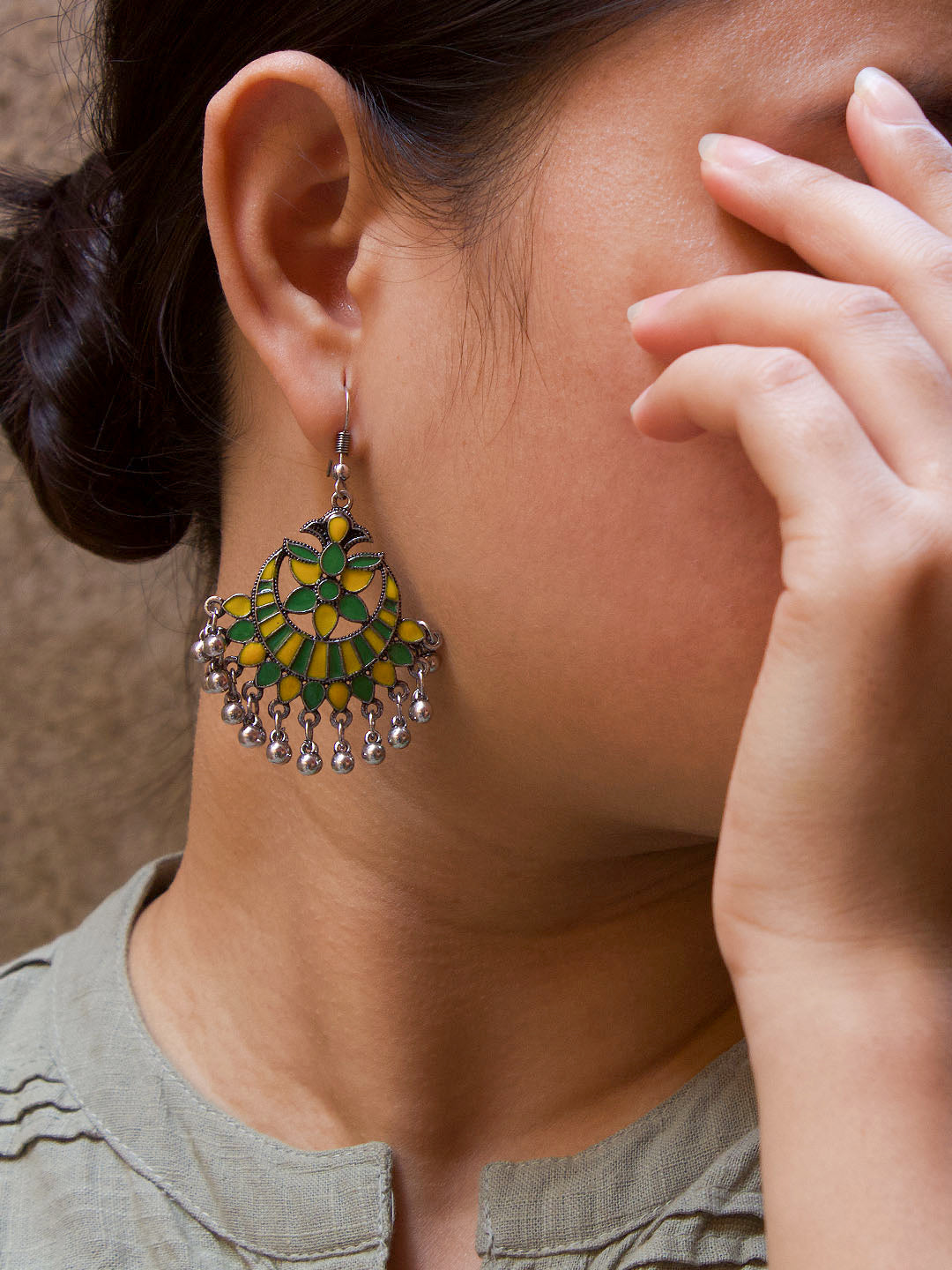 Leaf Design Yellow And Green Earring