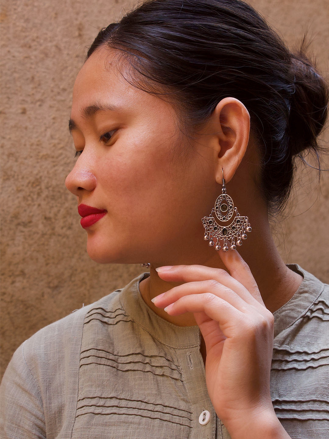 Geometric Design Black Dangler Afghani Earring