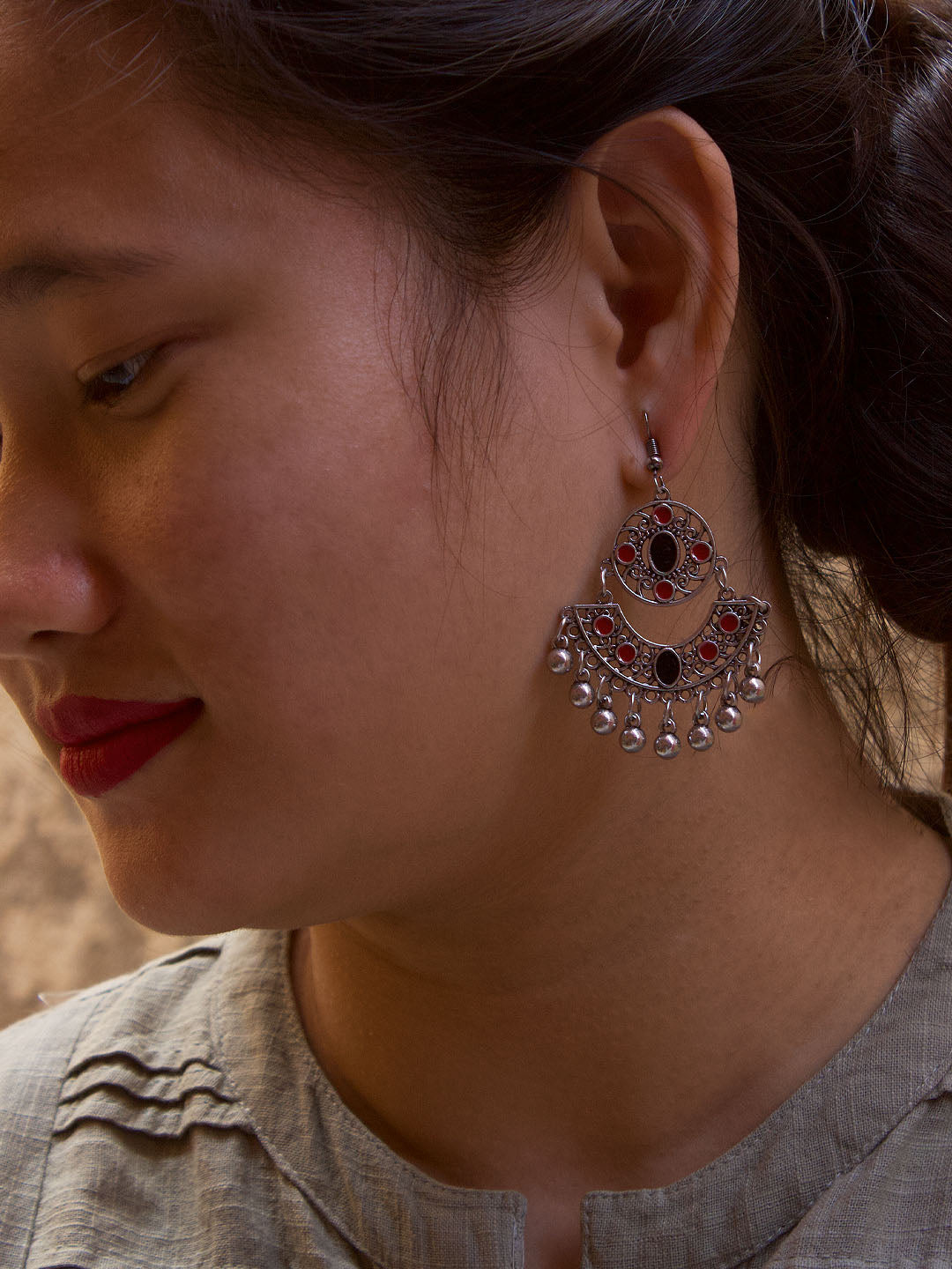 Floral Design Red and Black Dangler Afghani Earring