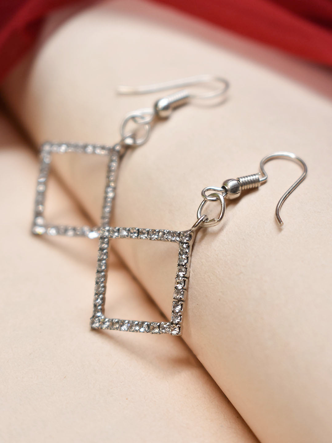 Silver Plated Rhombus Shape Drop Earring