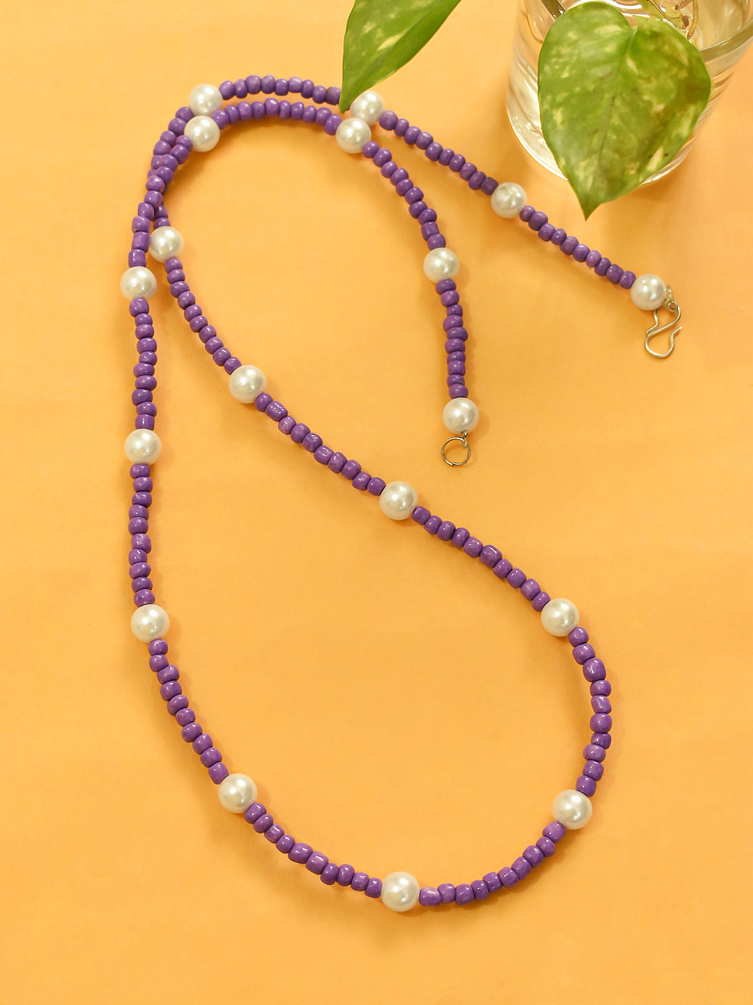 Oval Design Glass Bead Necklace