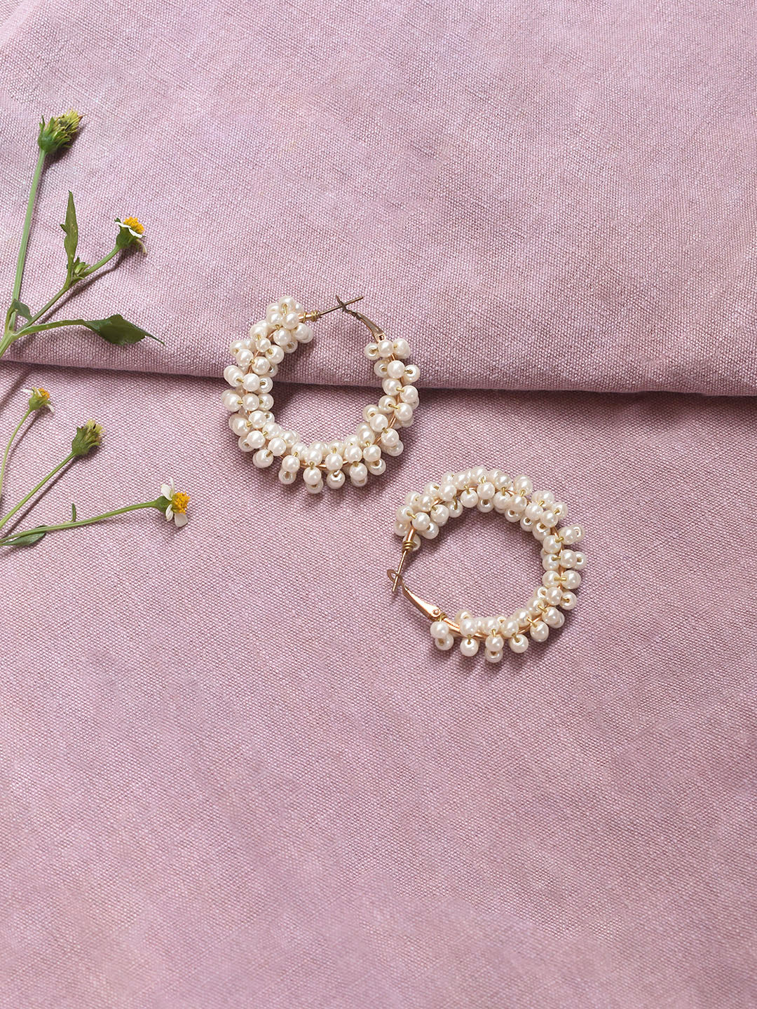 Geometrical Design Pearl Earring