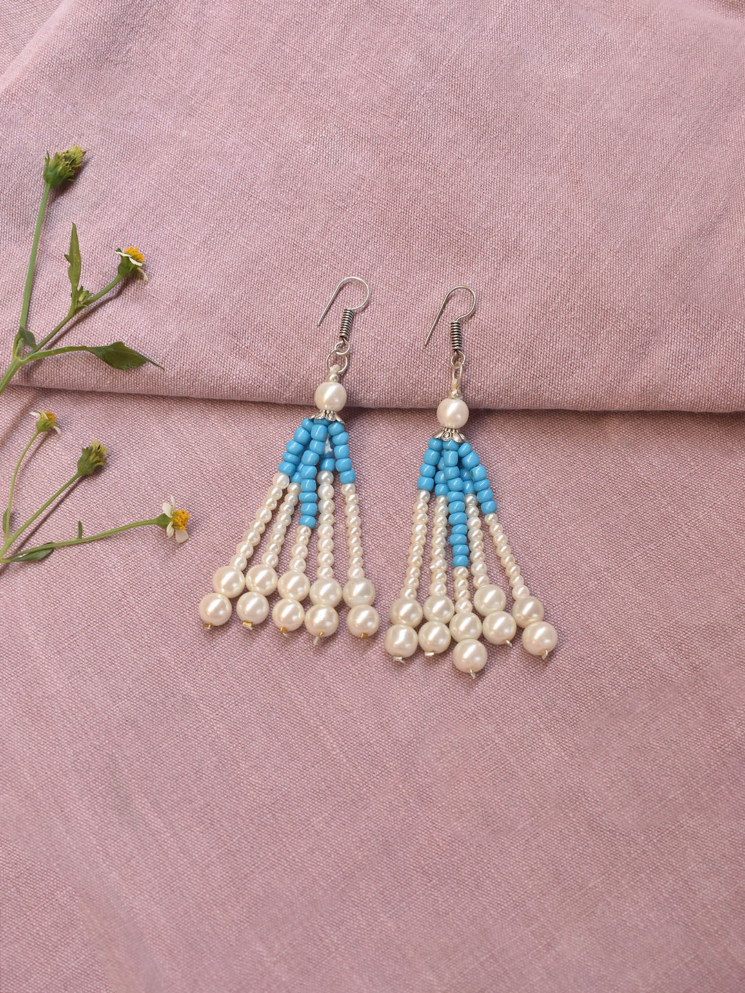 Geometrical Design Pearl Earring