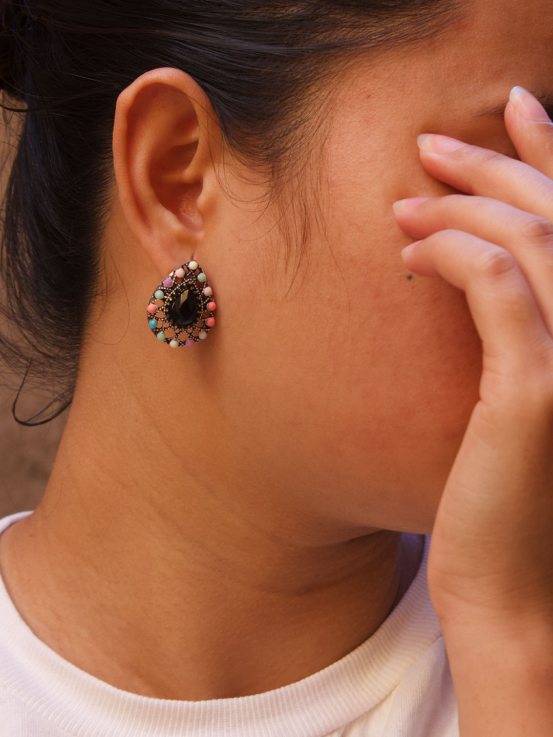 Tear Design Black Stud With Stones Earring