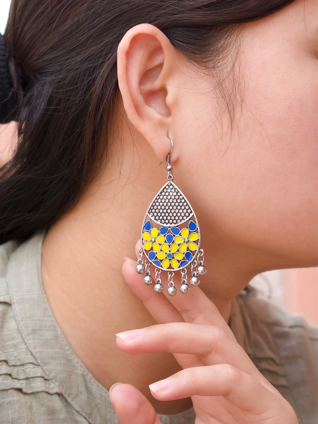 Silver Plated Leaf Design Yellow And Blue Color Earring