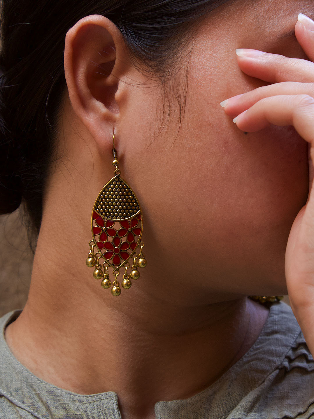 Gold Plated Leaf Design Red Color Earring