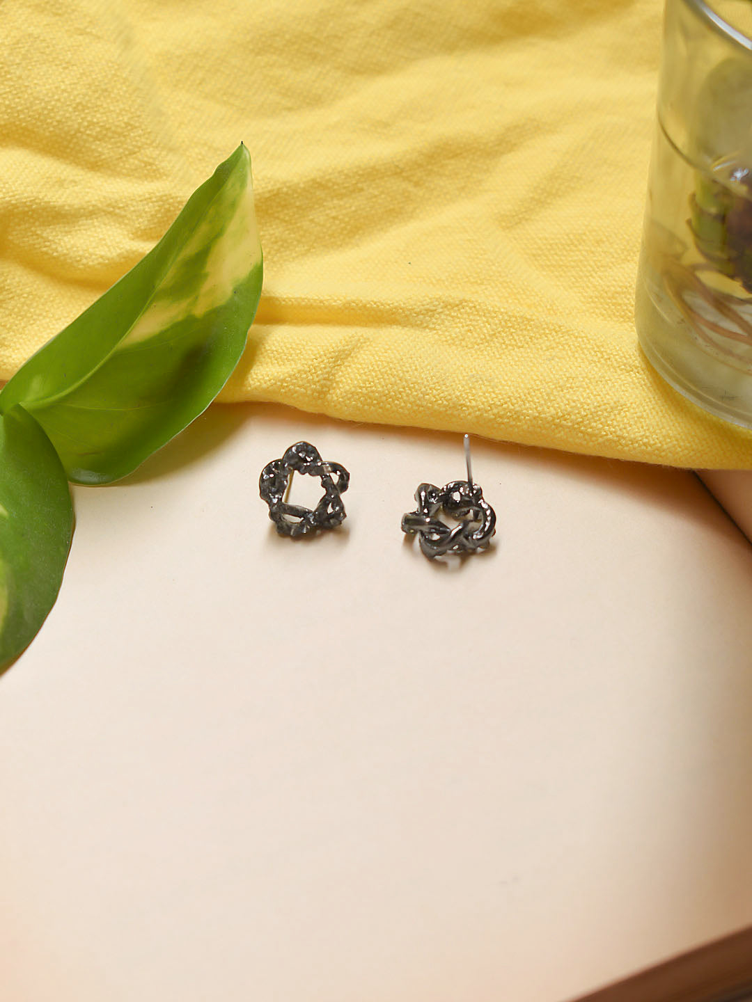 Silver Plated Designer Crystal Stones Star Design Stud Earring