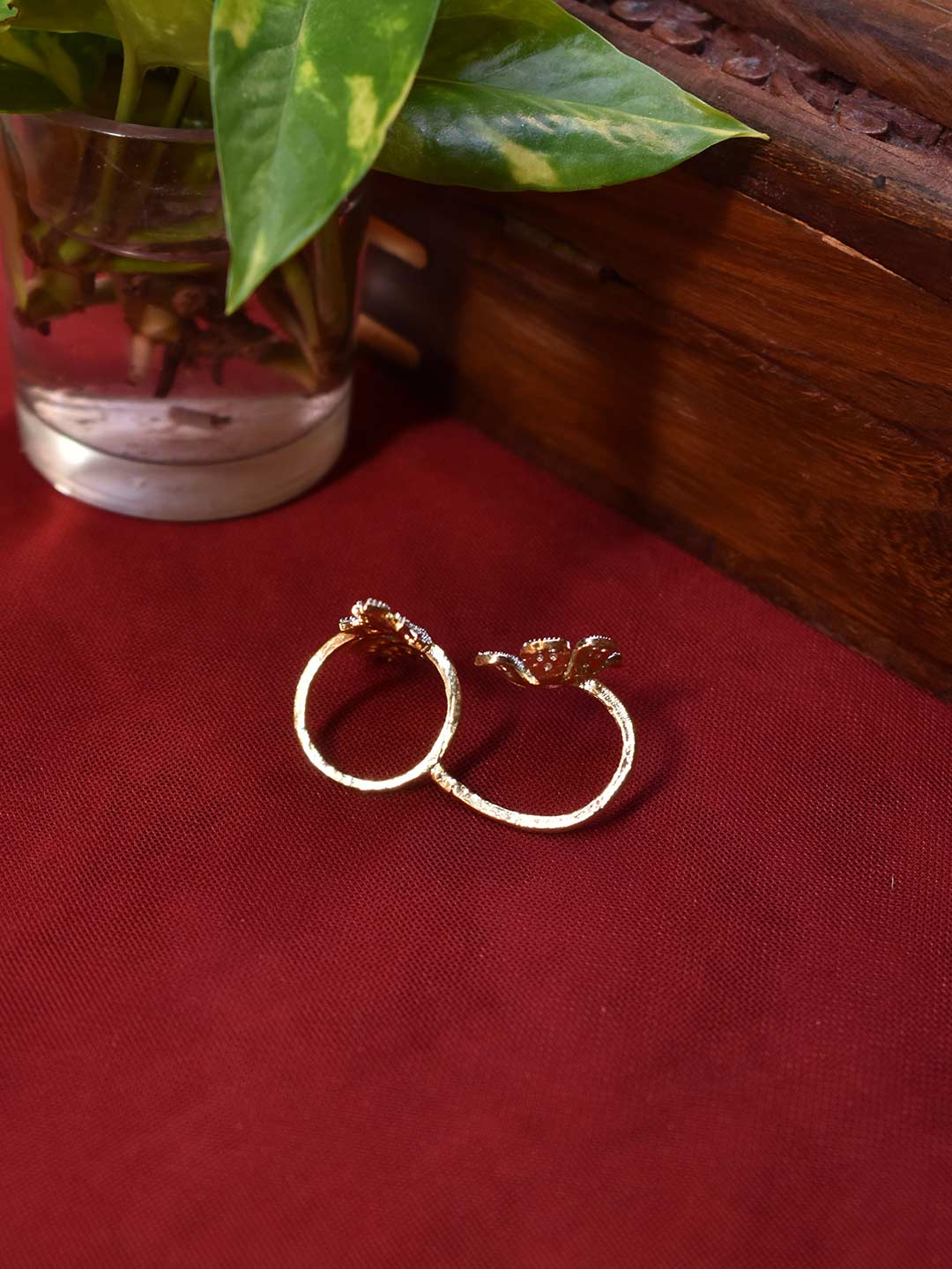 Designer High Quality Gold Plated Floral And Leaf Design Cz Stones And Ruby Stones Finger Ring