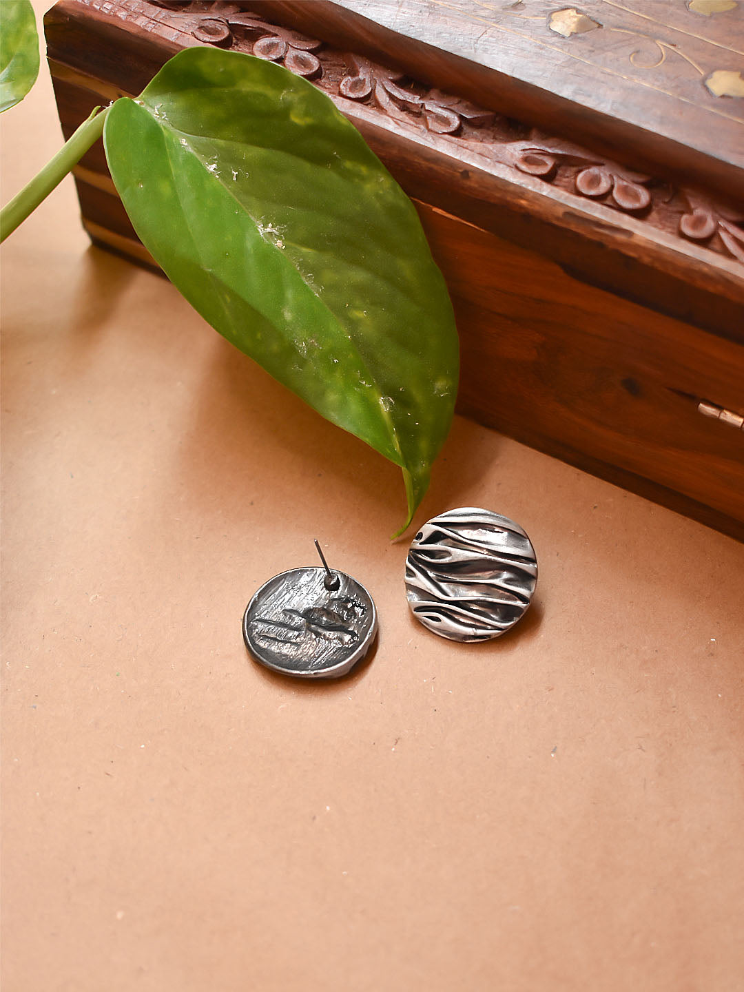 Oval Design Brass Earring