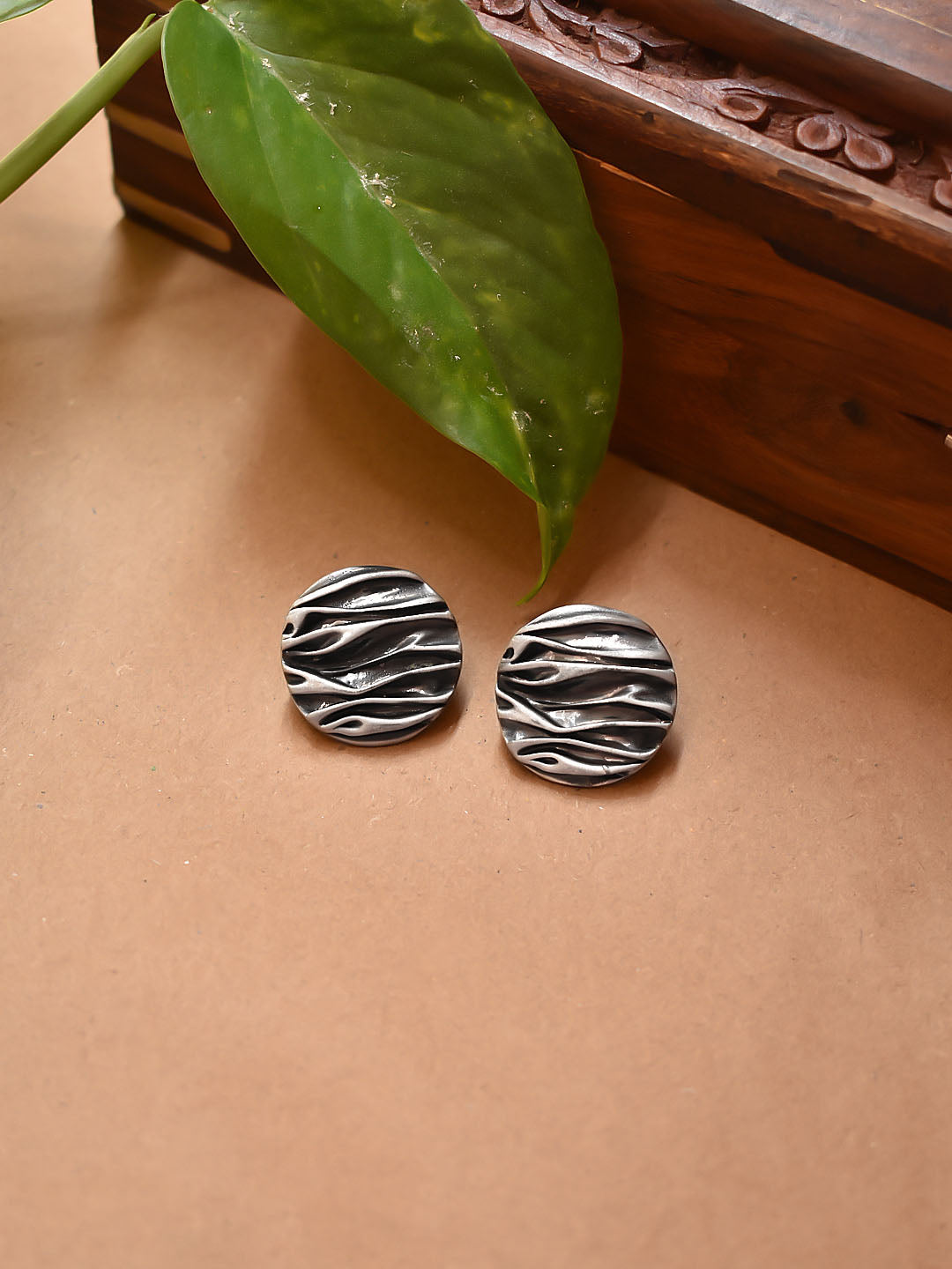 Oval Design Brass Earring