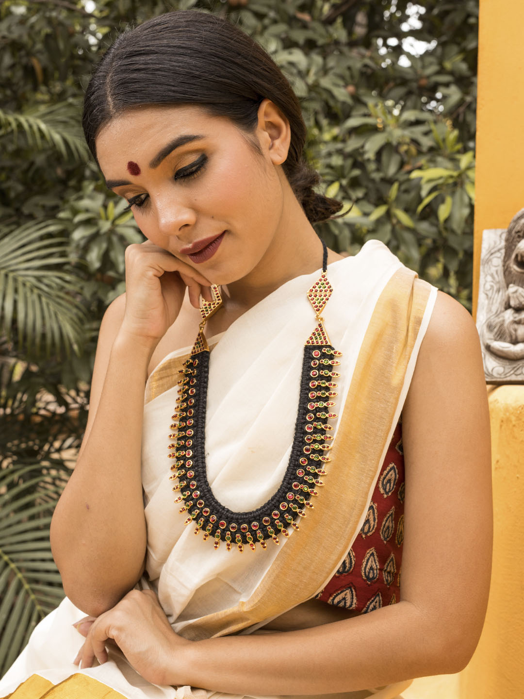 Designer Contemporary Fringe Long Necklace In Kemp Stones