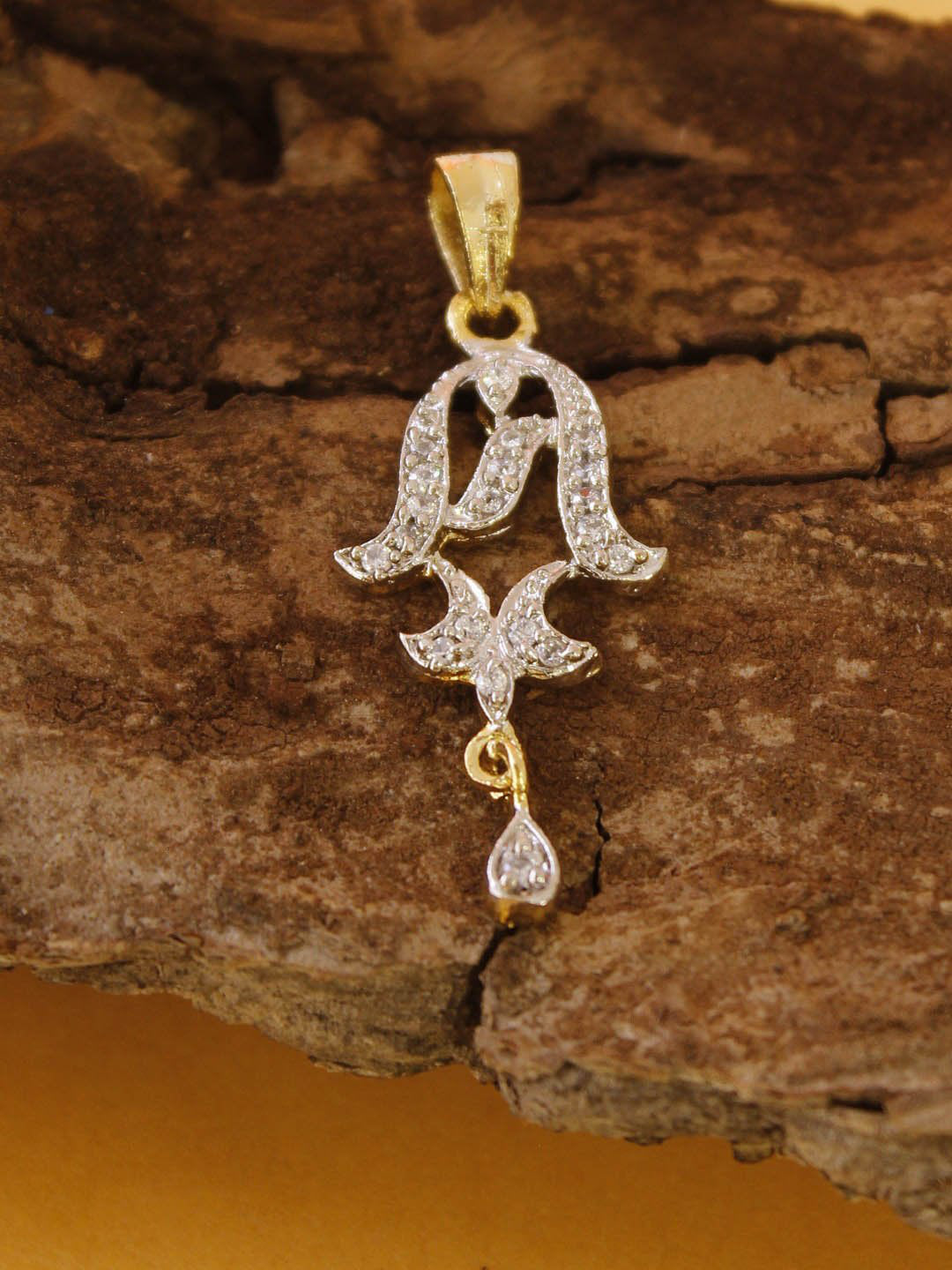 Avismaya Gold Plated With American Diamond Stone Pendant Set