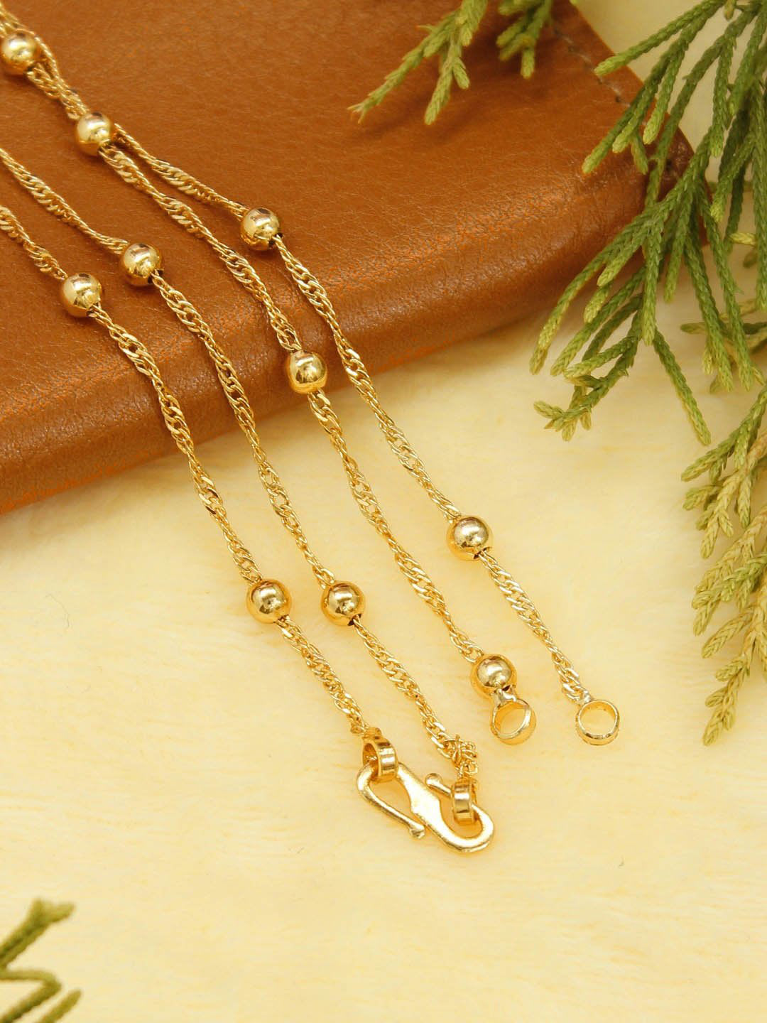 Avismaya Gold Plated Geometric Design Necklace Chain
