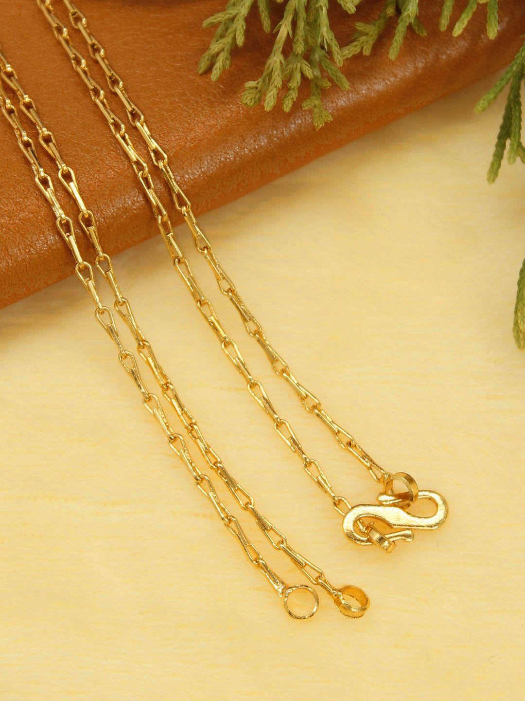 Avismaya Gold Plated Geometric Design Necklace Chain