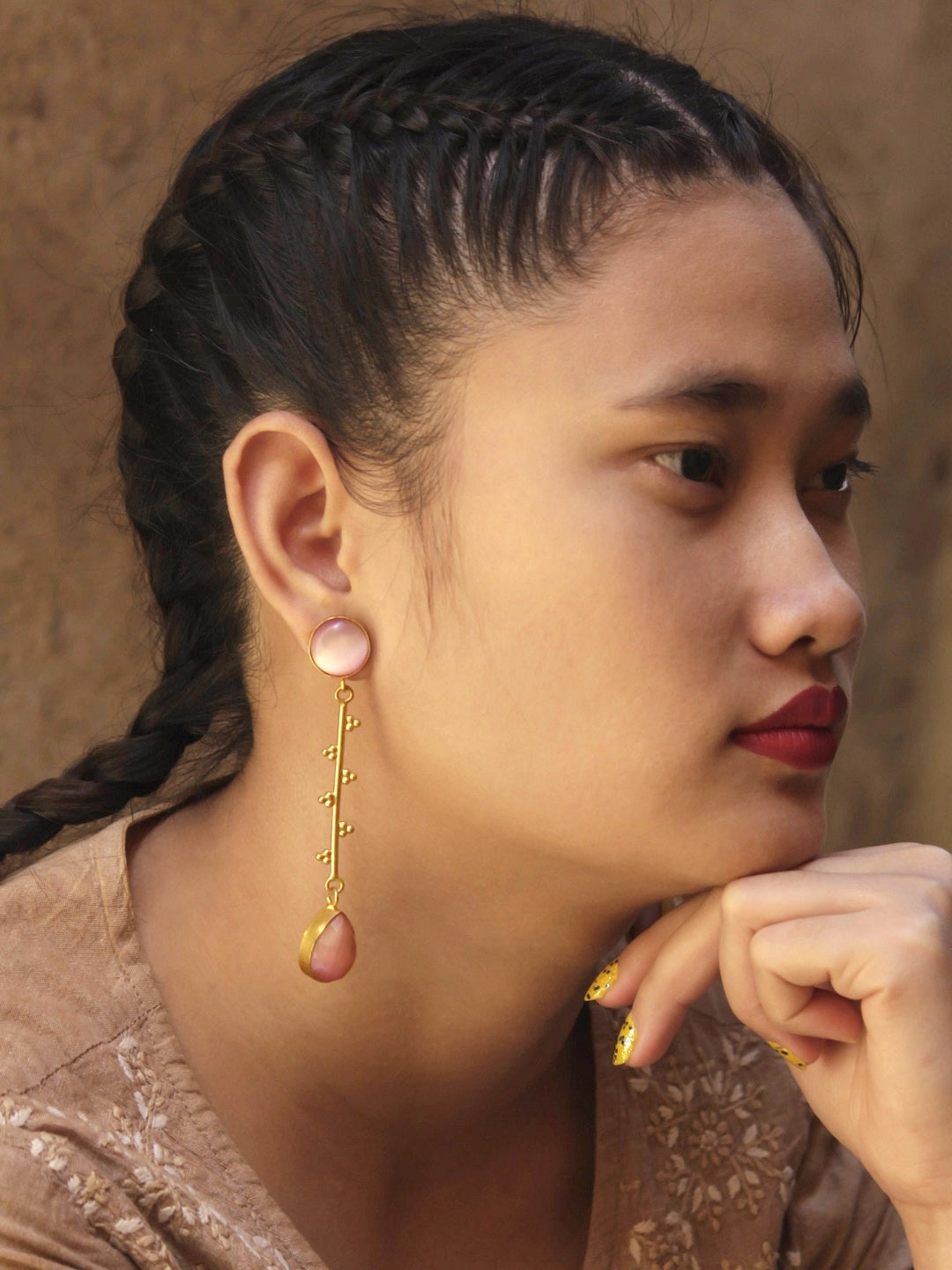 Avismaya Gold Plated Oval Design Pink Color Monalisa Stone Drop Earring