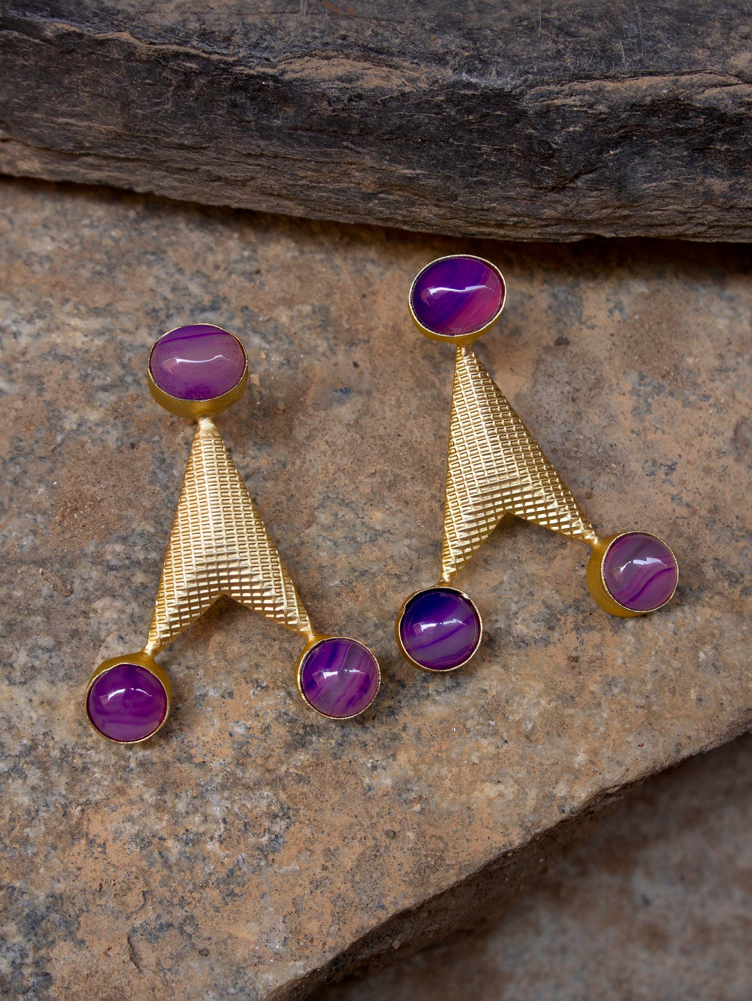 Avismaya Gold Plated Arrow Pattern Design Semi Precious Purple Color Crystal Stone Stud Earring