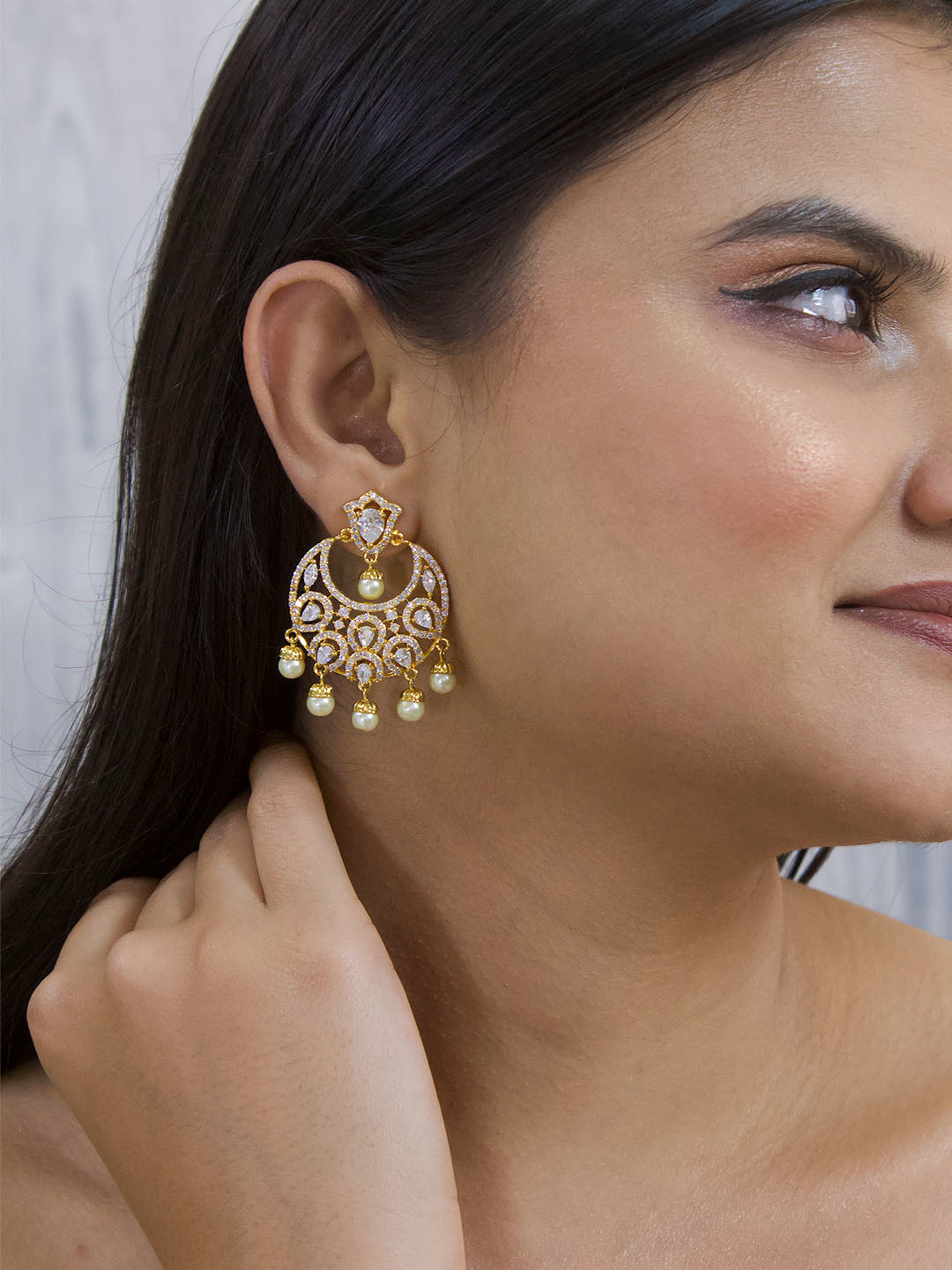 Avismaya Gold Plated Floral Design American Diamond Stone Dangler Earring