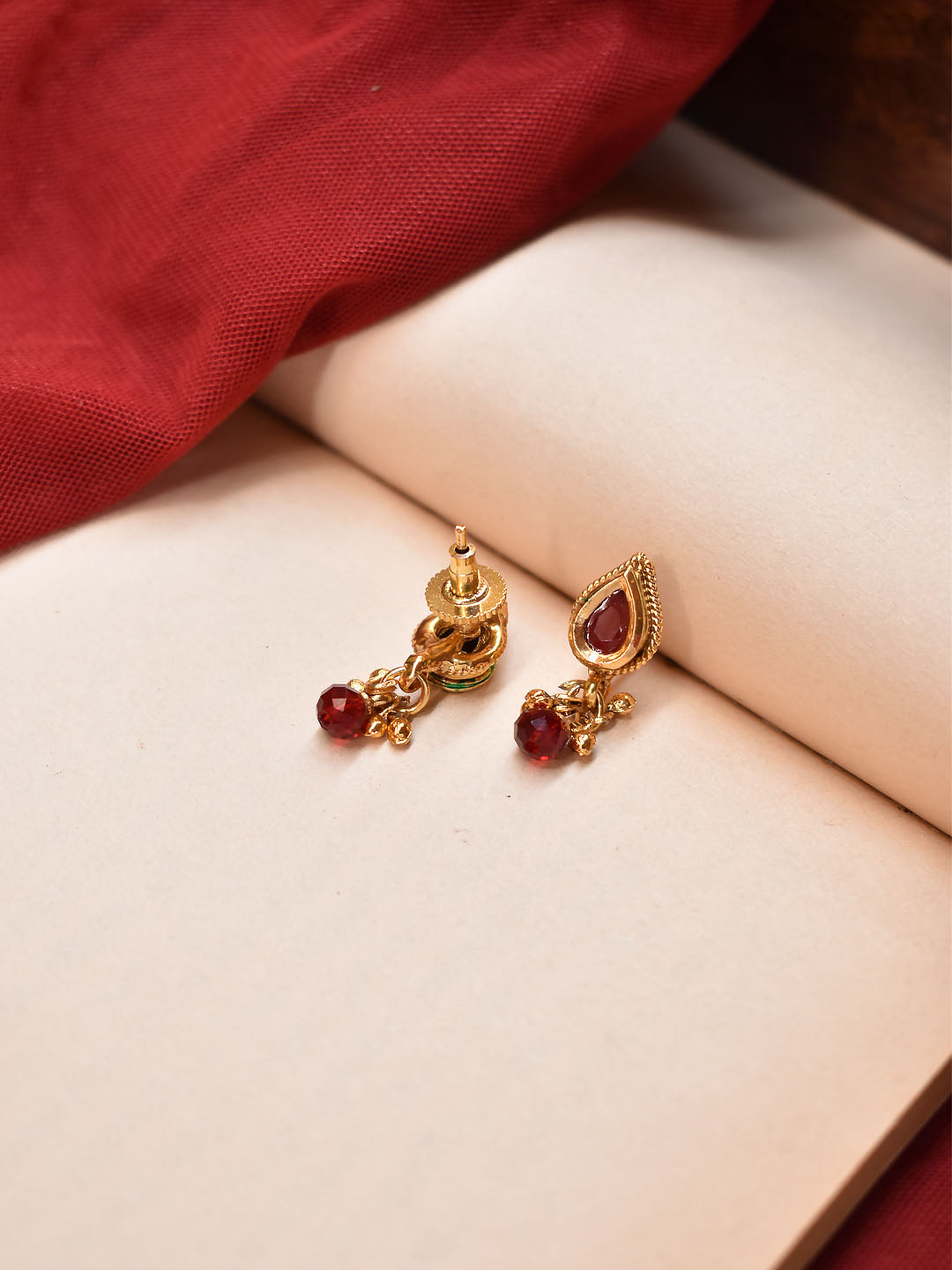 Avismaya Gold Plated Tear Drop Design Maroon And White Color Stones Pendant Set