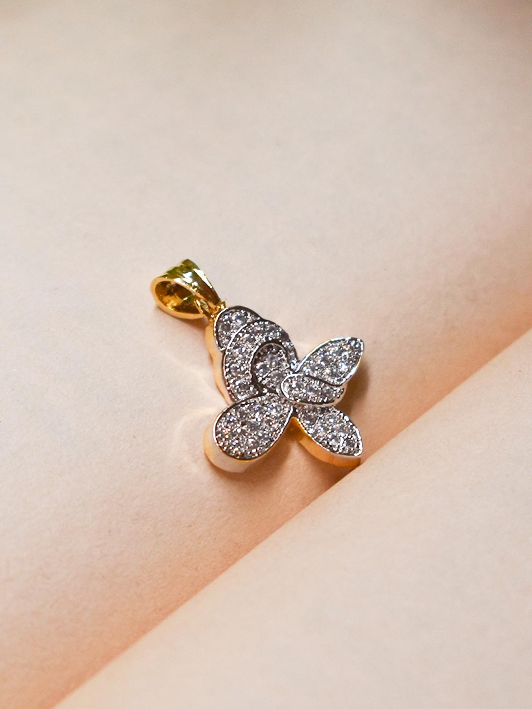 High Quality Gold Plated Star Design Pendant CZ Stones With Earring Set