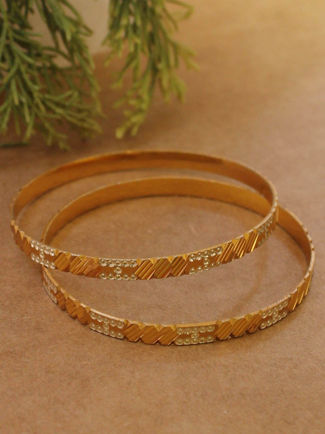 Avismaya Designer Dual Tone Geometric Design Bangles For Women