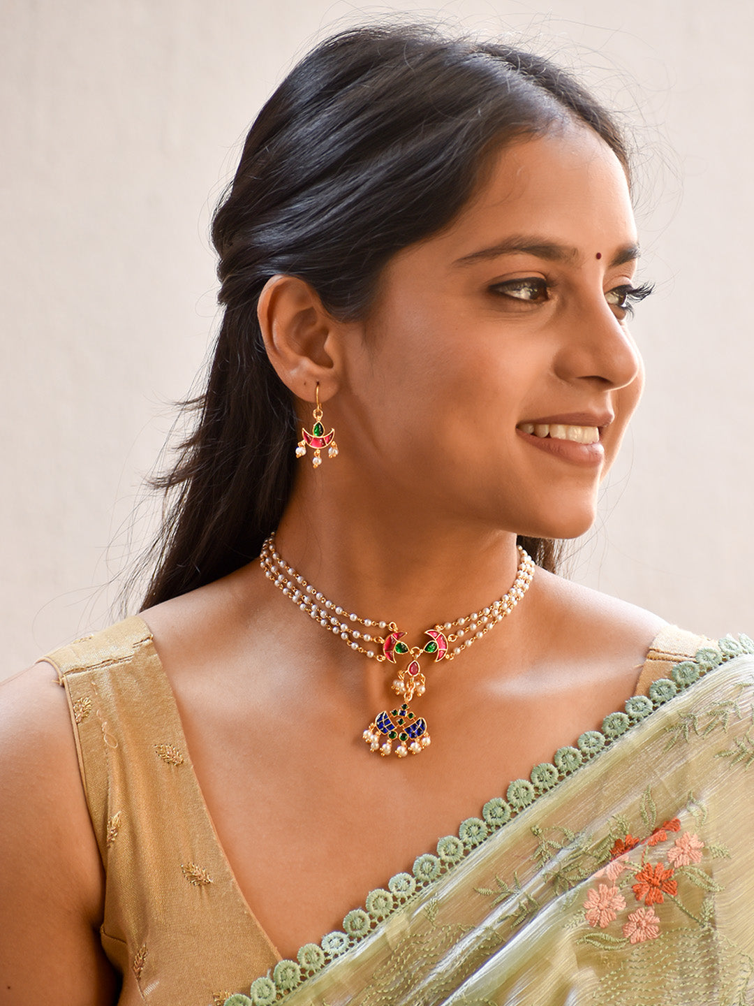 Premium Celebrity Styles - Elegant Multi-Layer Pearl Necklace Set with Crescent Motifs & Enamel Detailing Finish