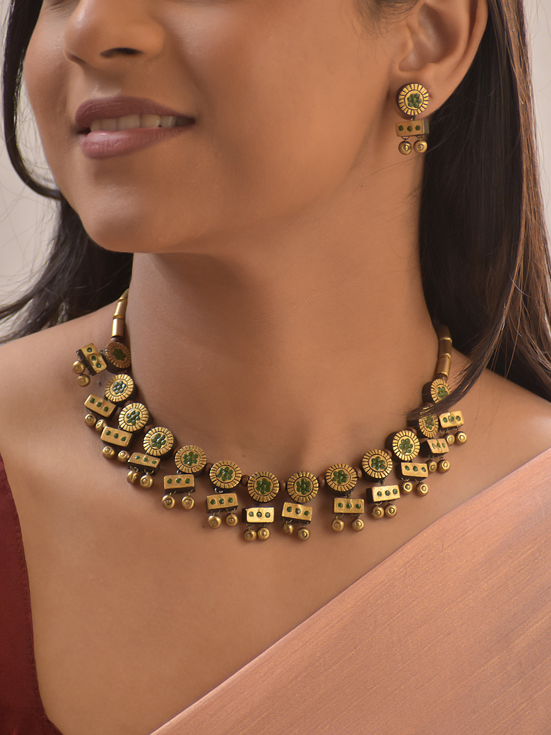 Vanika – Terracotta Floral Disc Necklace Set with Green Accents and Geometric Dangler Charms