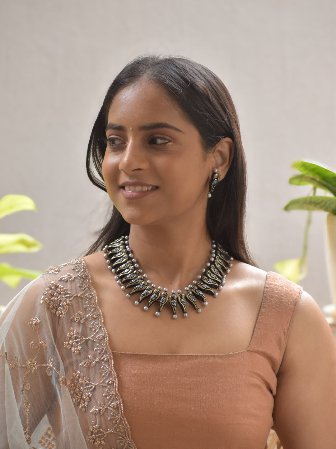 Parrot Bird Motif Terracotta Necklace Set – Monochrome with Gold and Silver Accents Earrings