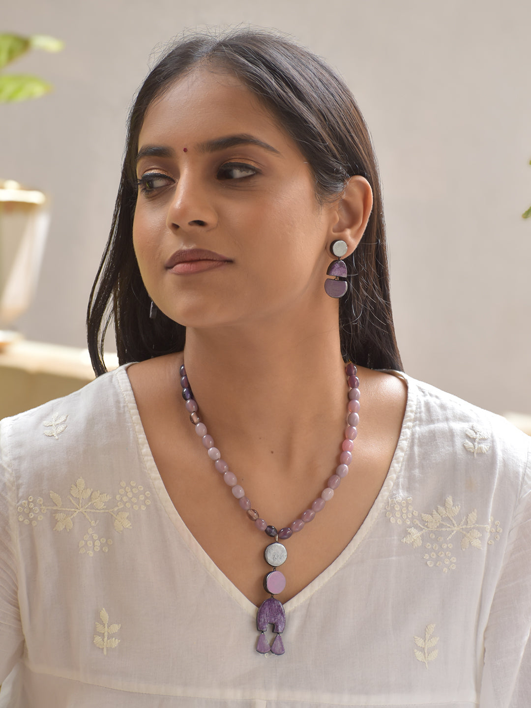 Abstract Tribal Terracotta Necklace Set – Pink & Purple Art Form Pendant Earrings