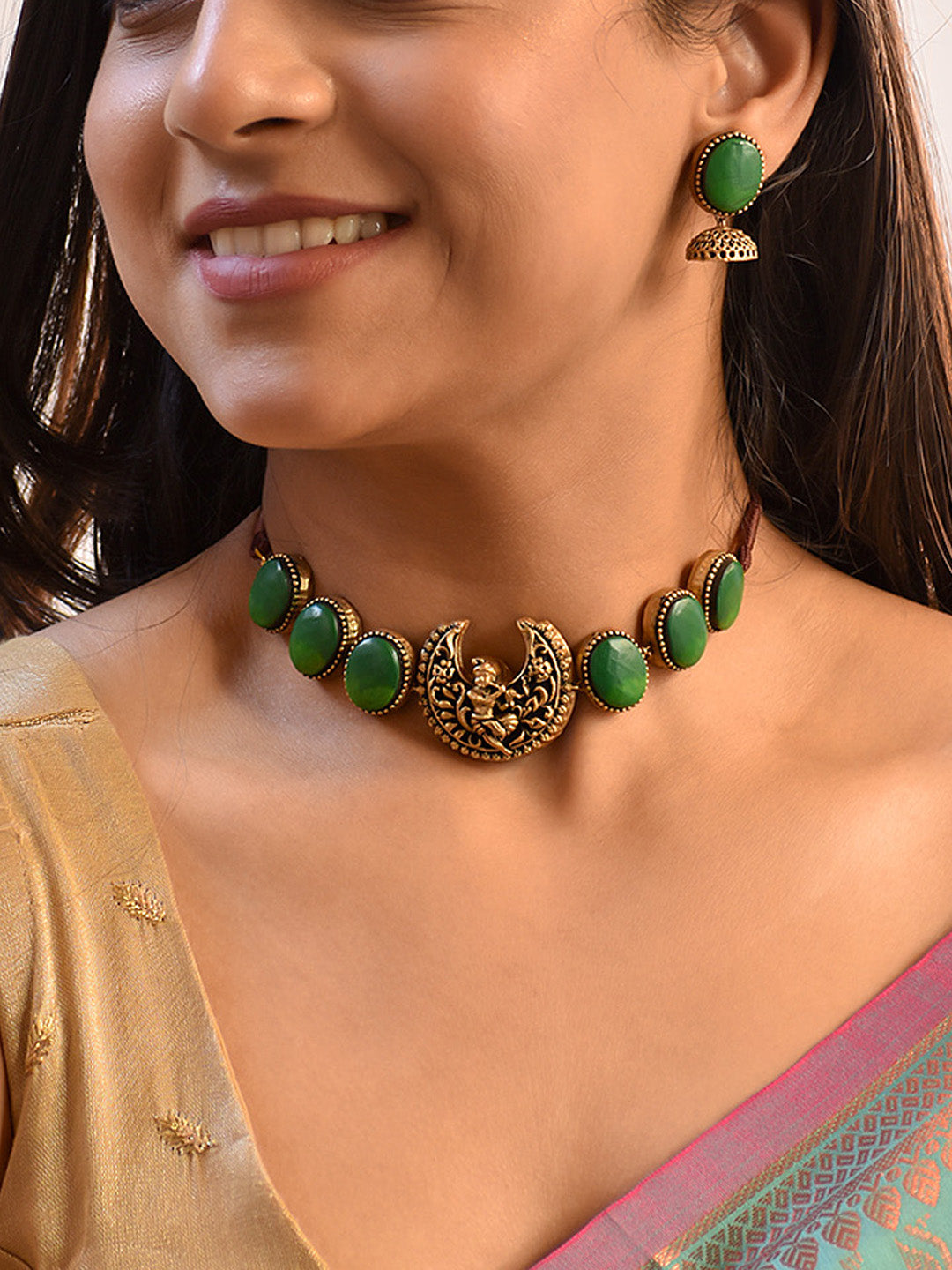 Beautifully Handcrafted Terracotta Choker Jewellery Set in Green and Gold